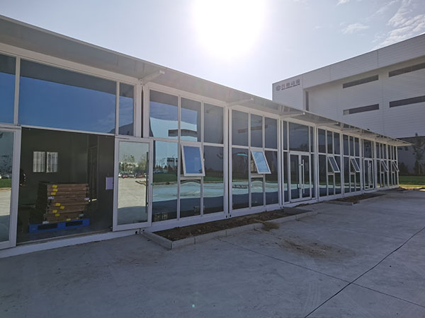 齊魯制藥集團廠區移動板房內部員工餐廳完工